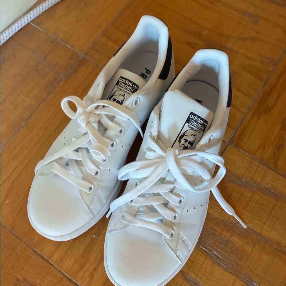 adidas White Women's Sneakers